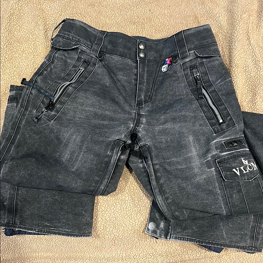 Volcom snowboard girls pants xs